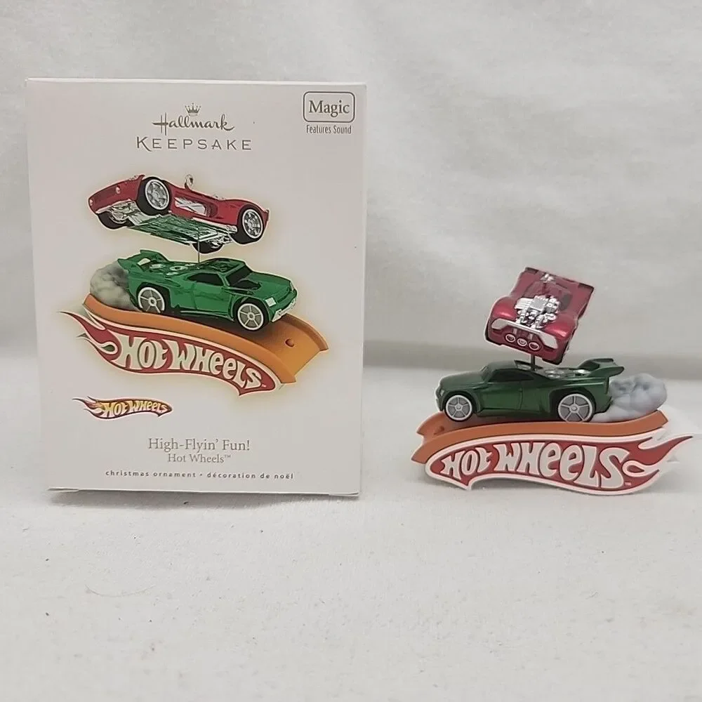 Ornament Hallmark Keepsake High-Flyin' Fun Hot Wheels Magic Sound 2009 Cars NEW